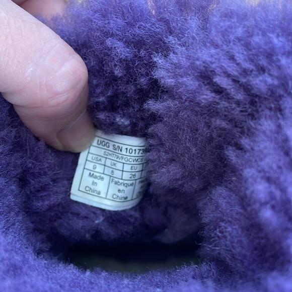 Toddler purple Ugg boots - Picture 4 of 5
